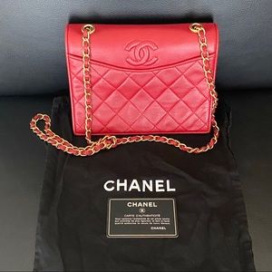 CHANEL Vintage CC Logo Red & Gold Chain Bag